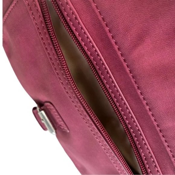 MultiSac Flare Large Crossbody Bag | 13.25 In | Polyester & Faux Leather | NWT - Picture 10 of 11